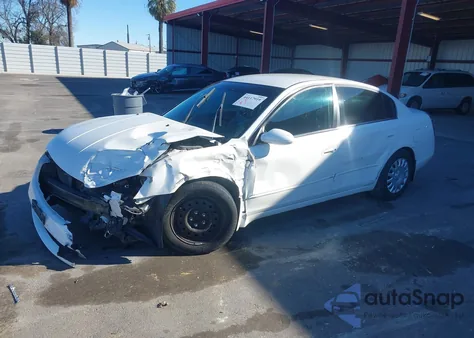 2005 Nissan Altima 2.5 S from USA, damaged, VIN 1N4AL11D75N916600